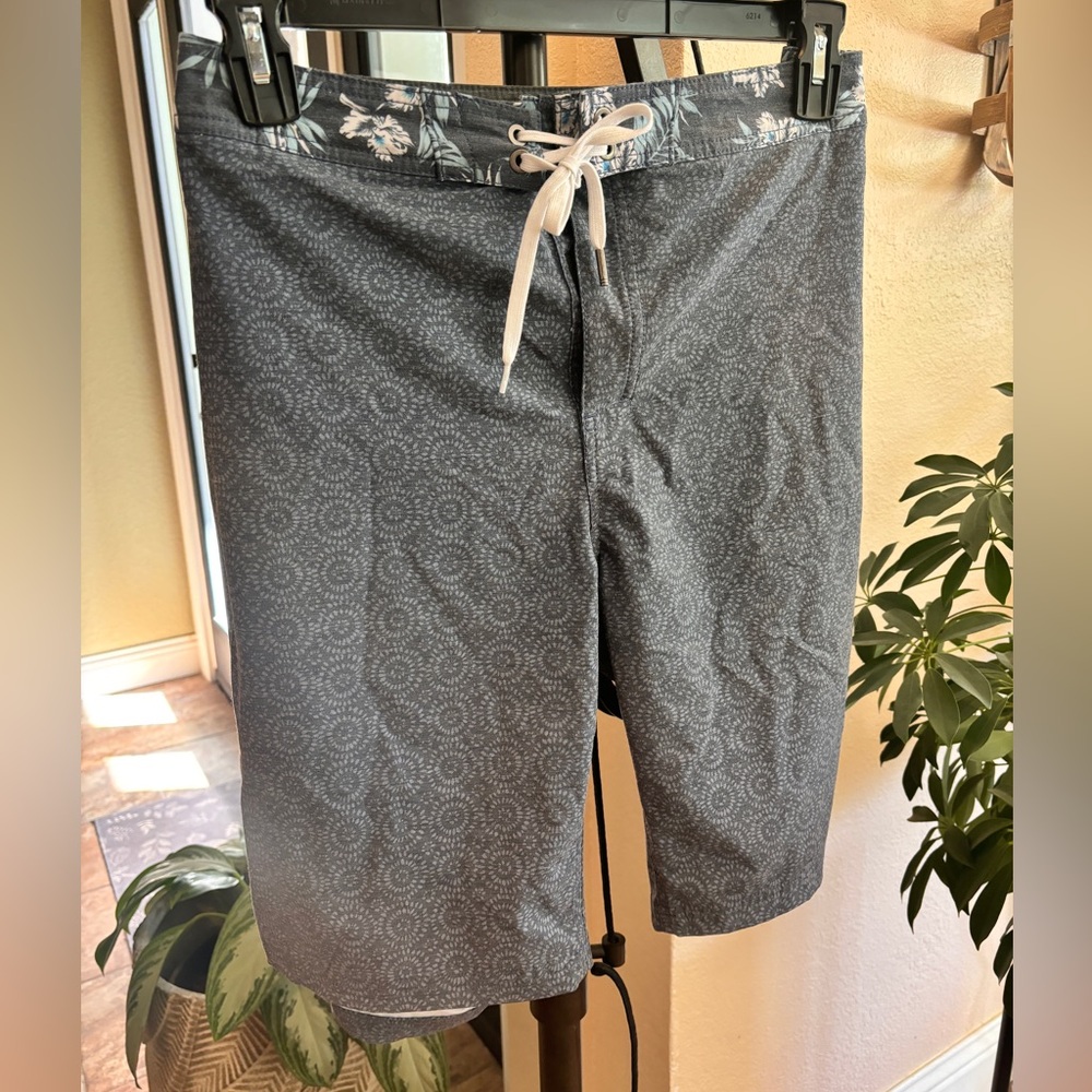 Men’s Swim Trunks